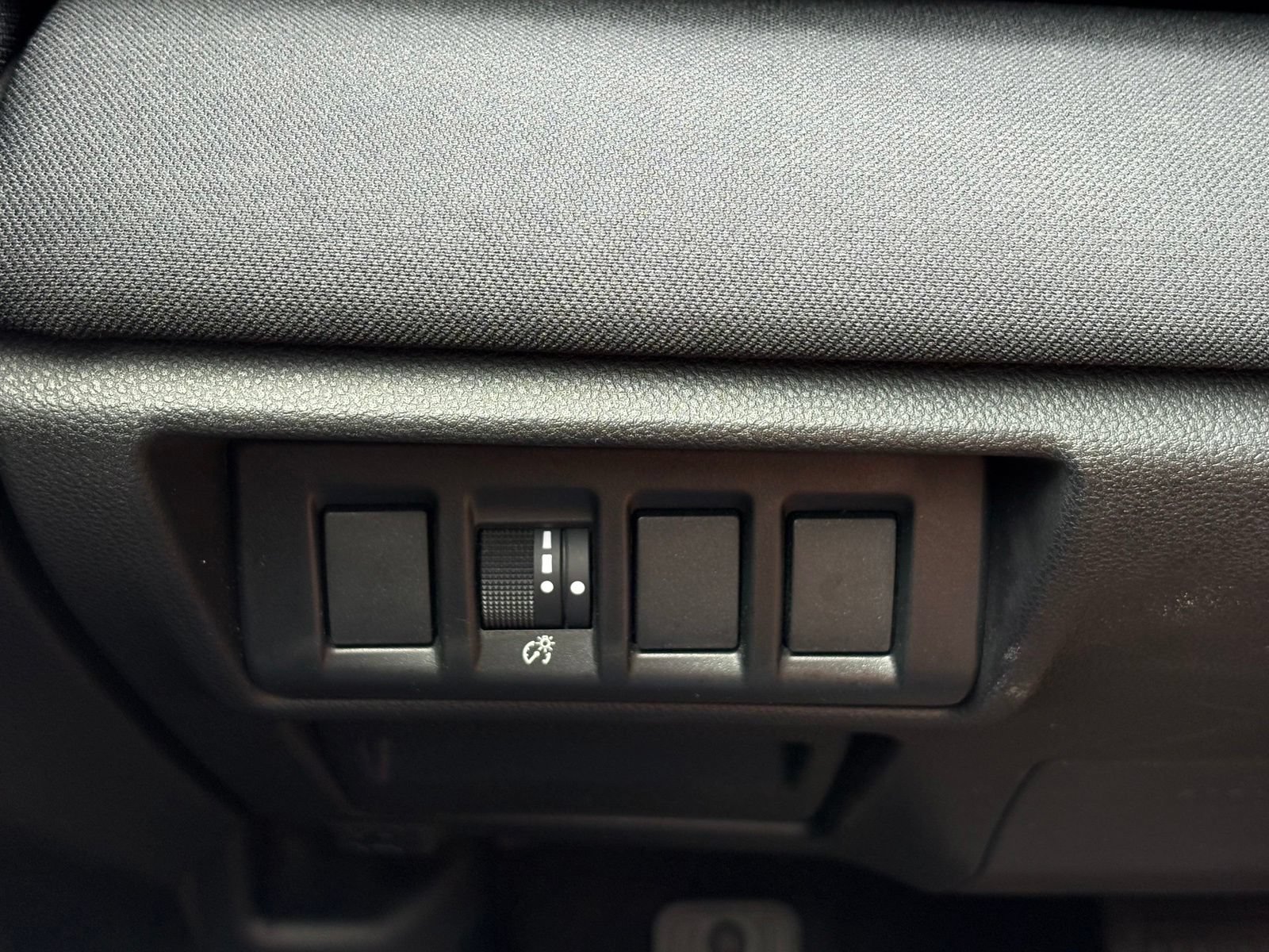 Certified 2024 Subaru Outback Premium AWD/4WD image 17