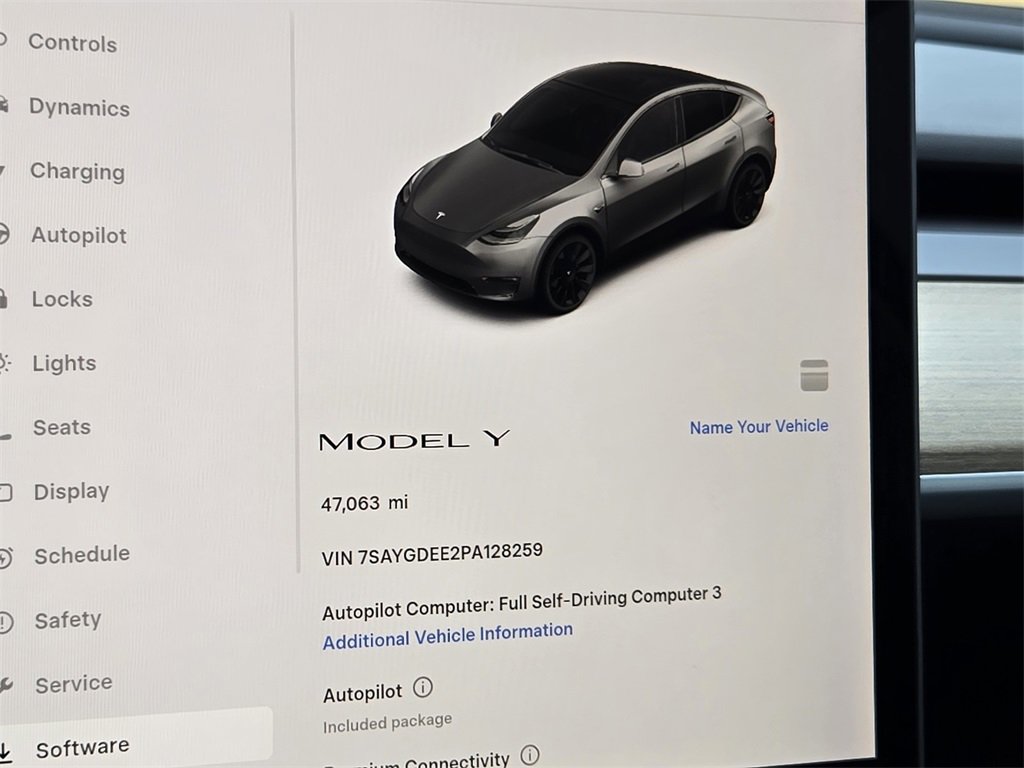 Used 2023 Tesla Model Y Long Range image 27