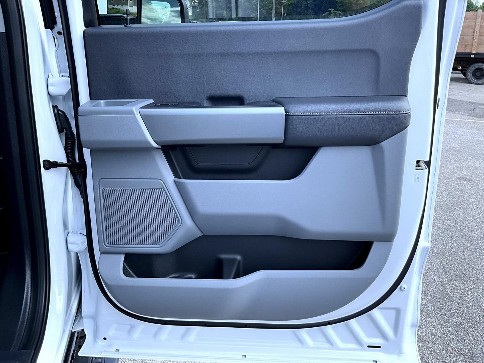 New 2026 Ford F250 XLT w/ FX4 Off-Road Package AWD/4WD image 19