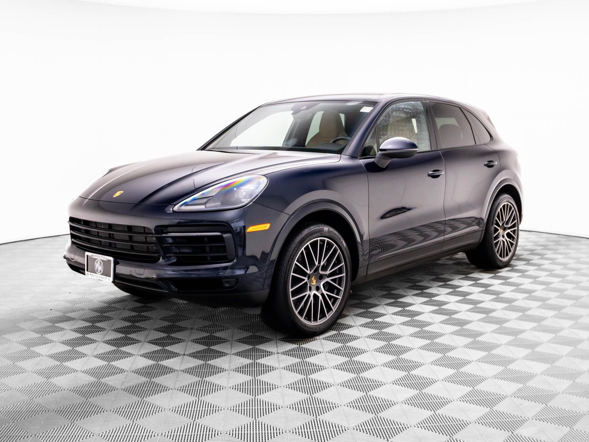 Certified 2023 Porsche Cayenne image 1