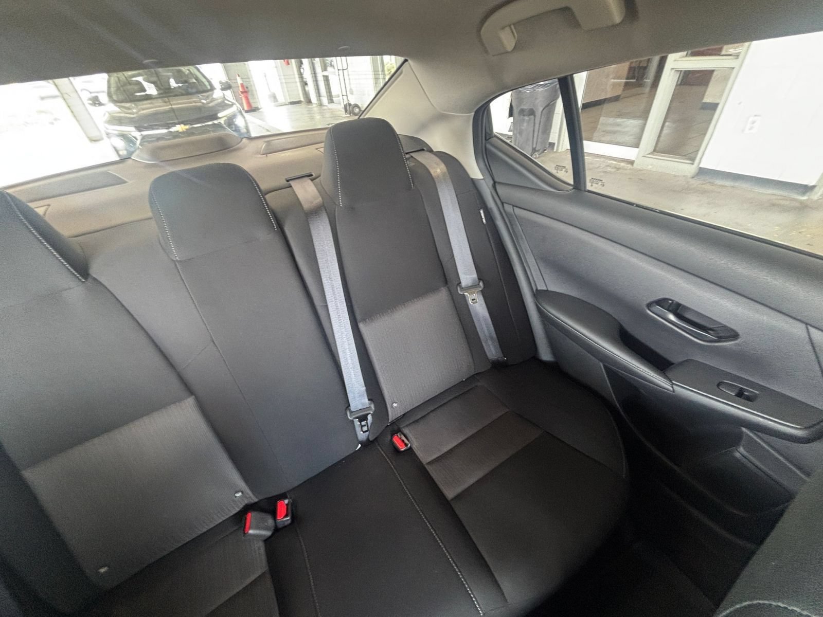 Used 2025 Nissan Sentra SV FWD image 35