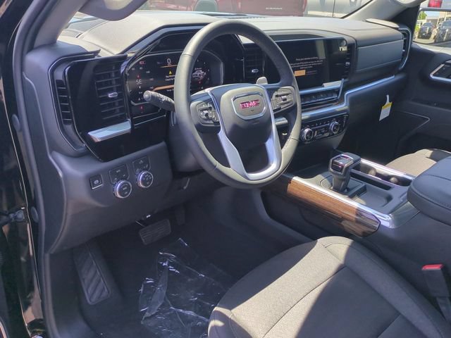 New 2026 GMC Sierra 1500 Elevation w/ LPO, Elevation Black Package AWD/4WD image 11