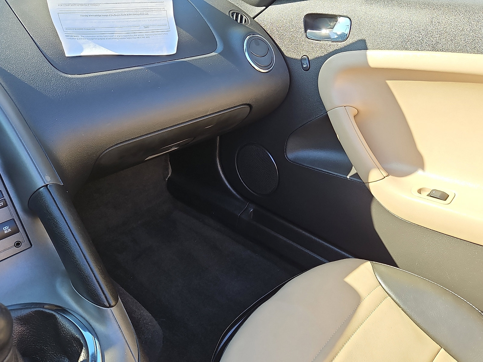 Used 2008 Pontiac Solstice Convertible w/ Premium Package image 23