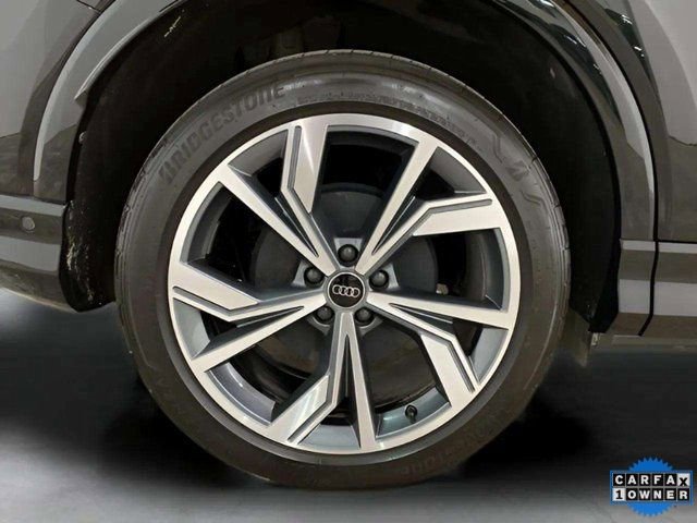 Used 2024 Audi Q4 e-tron Premium Plus w/ Premium Plus image 30