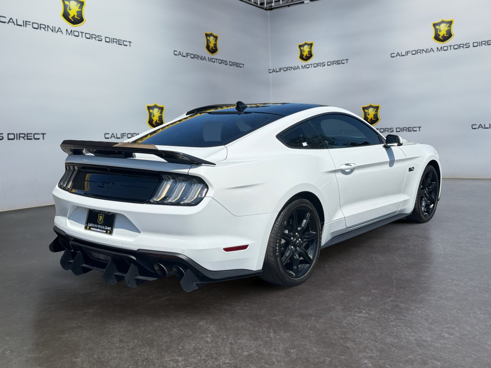 Used 2020 Ford Mustang GT Premium w/ Black Accent Package RWD image 5