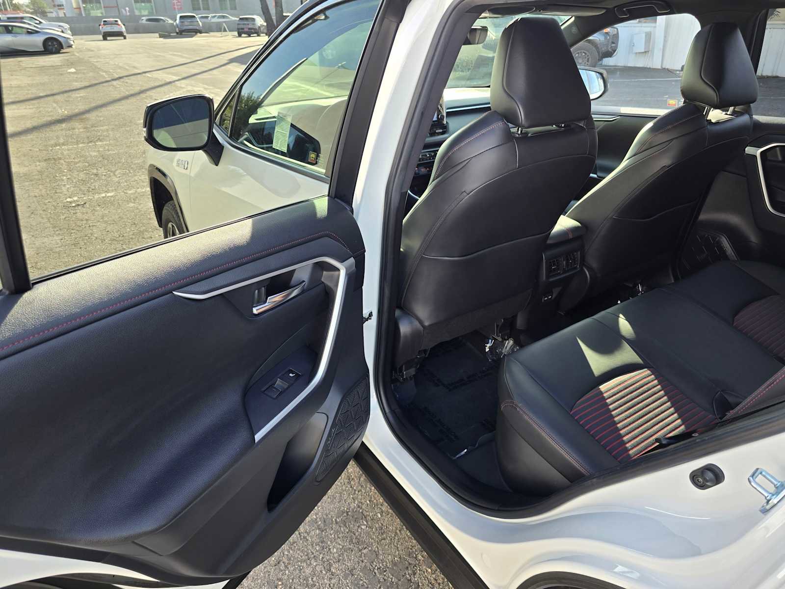 Used 2022 Toyota RAV4 XSE image 15