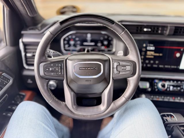 Used 2025 GMC Sierra 1500 Denali Ultimate image 15