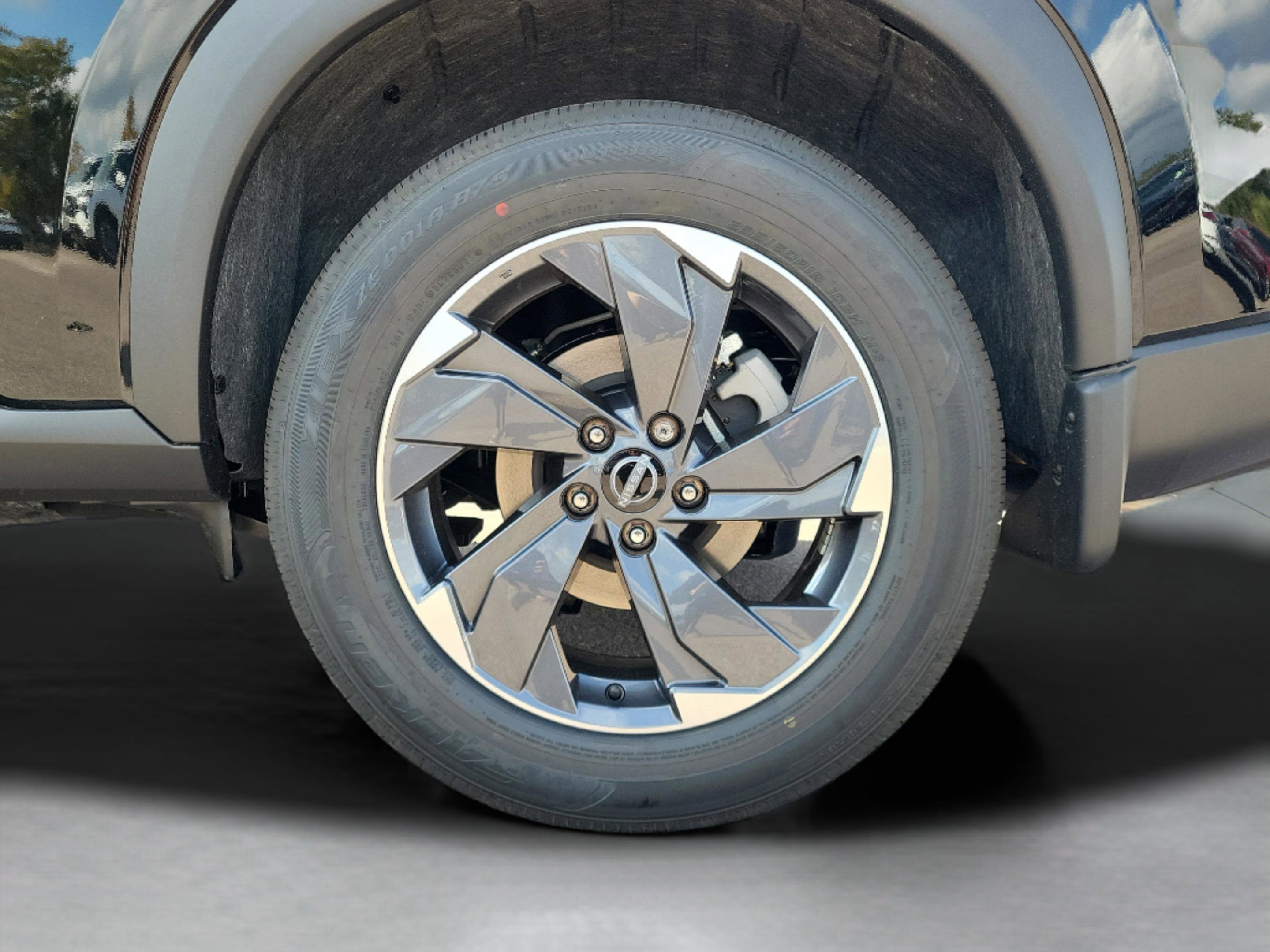 New 2026 Nissan Rogue SV w/ Cold Weather Package FWD image 35