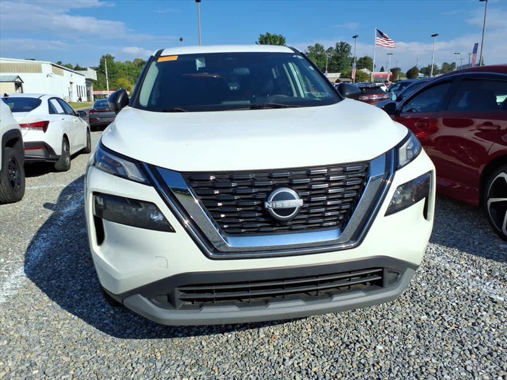 Used 2023 Nissan Rogue S AWD/4WD image 7