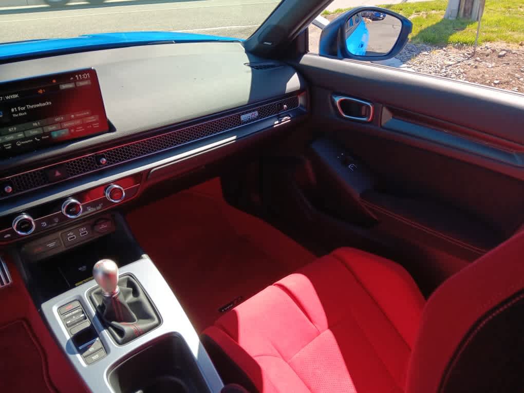 Used 2025 Honda Civic Type R image 12