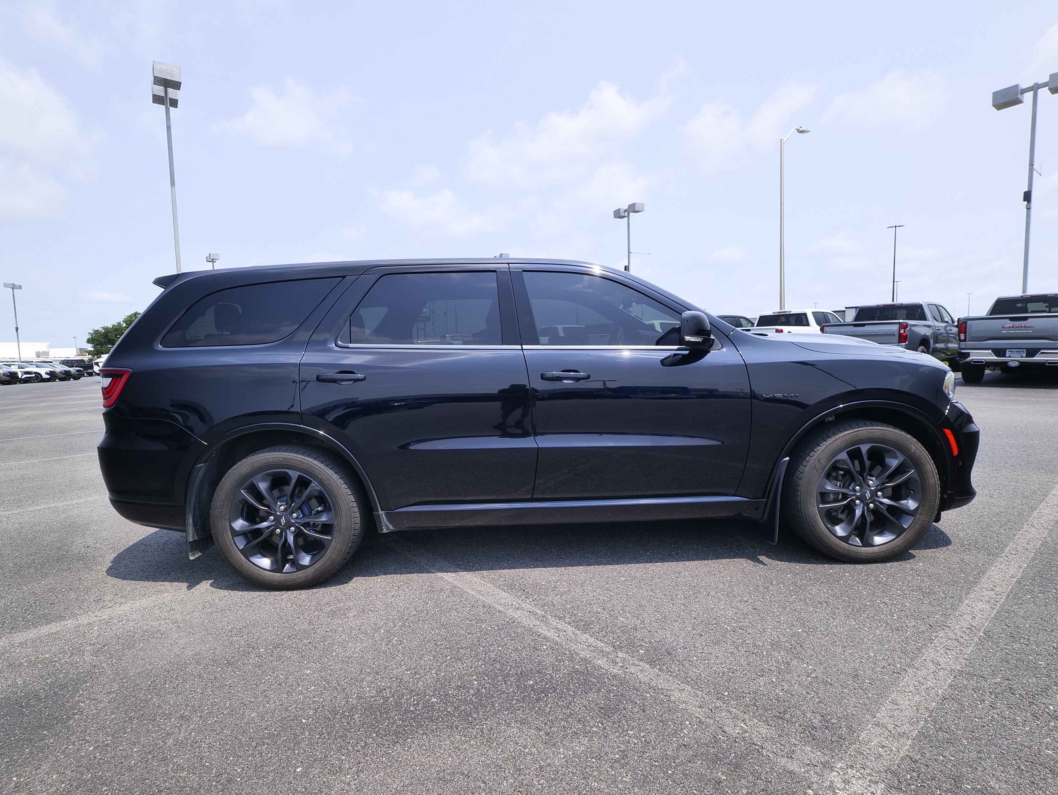 Used 2022 Dodge Durango R/T AWD/4WD image 5