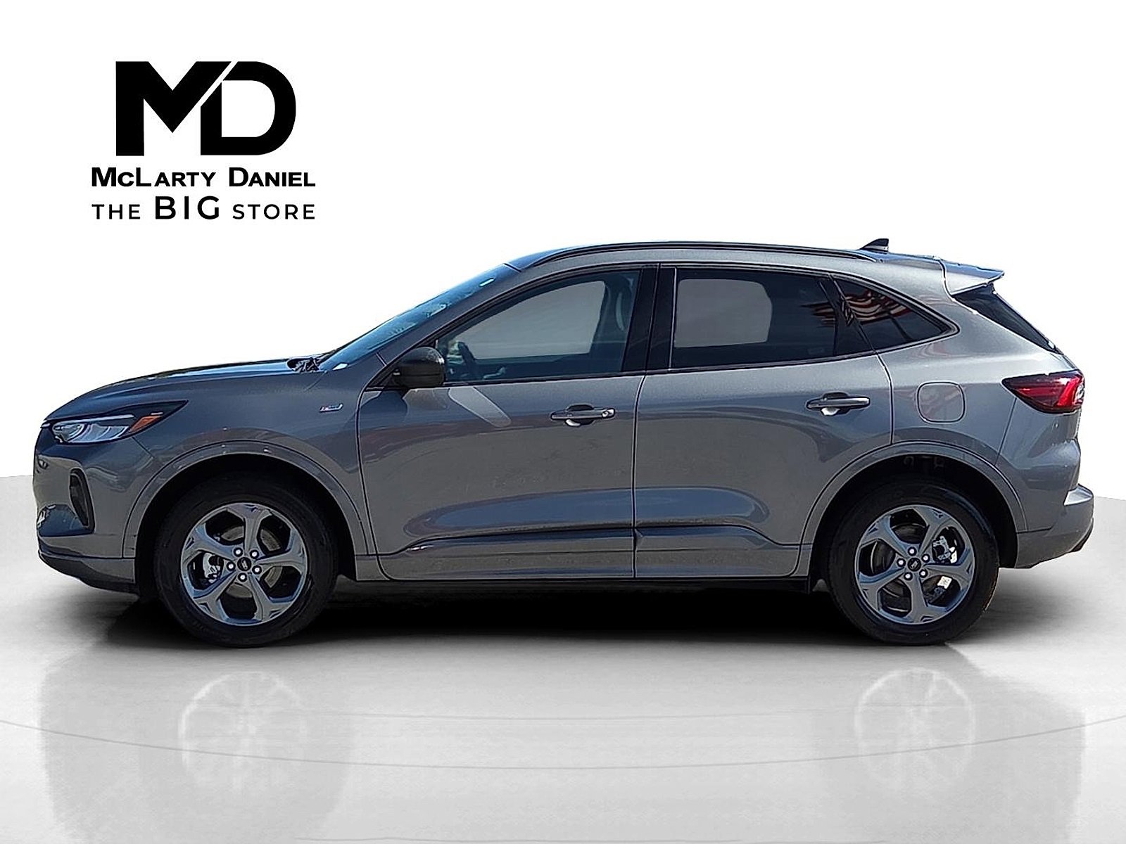 Used 2024 Ford Escape ST-Line image 3