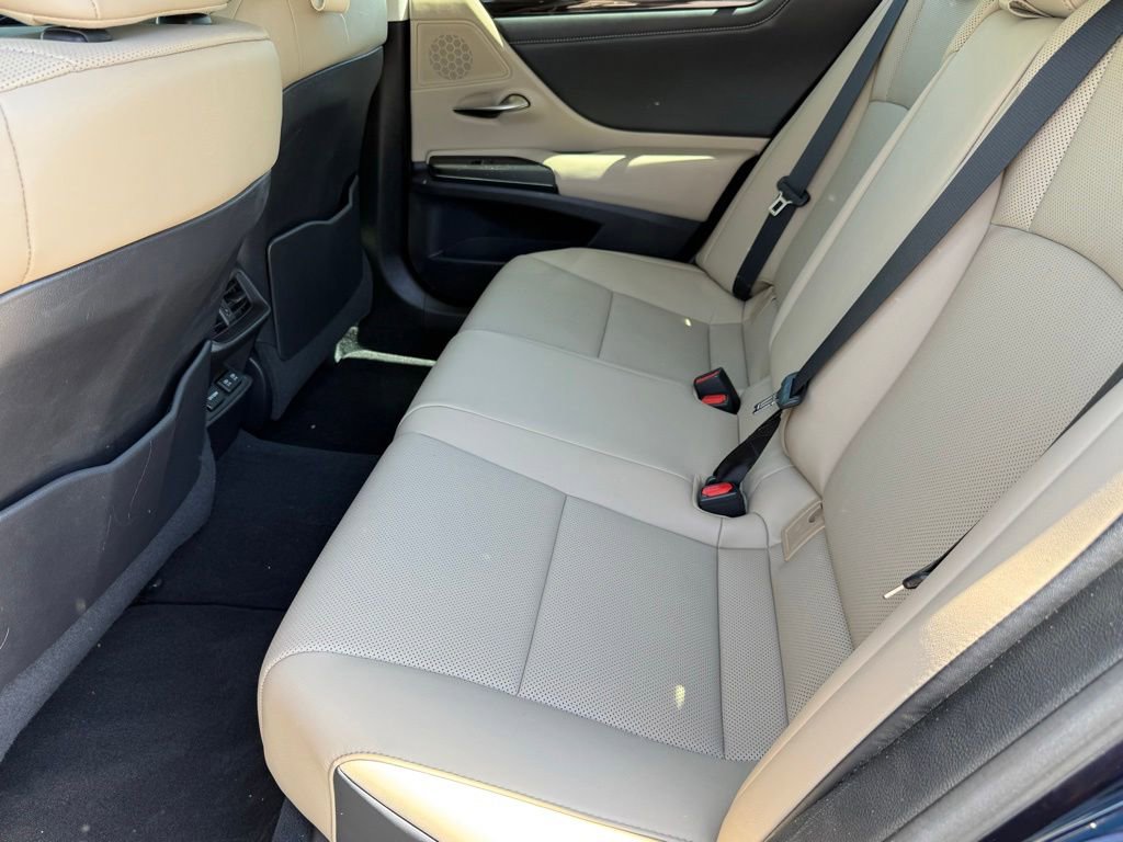 Used 2021 Lexus ES 350 w/ Premium Package FWD image 32