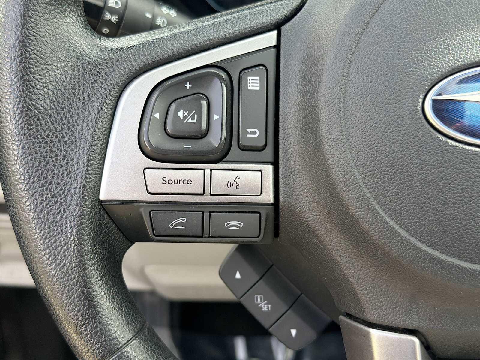 Used 2017 Subaru Forester 2.5i Premium image 21