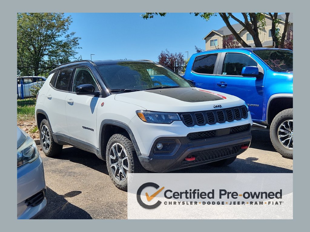 Certified 2025 Jeep Compass Trailhawk AWD/4WD image 1