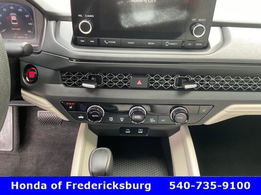 Certified 2023 Honda Accord EX image 33