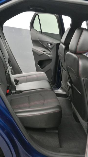 Used 2023 Chevrolet Equinox RS image 12