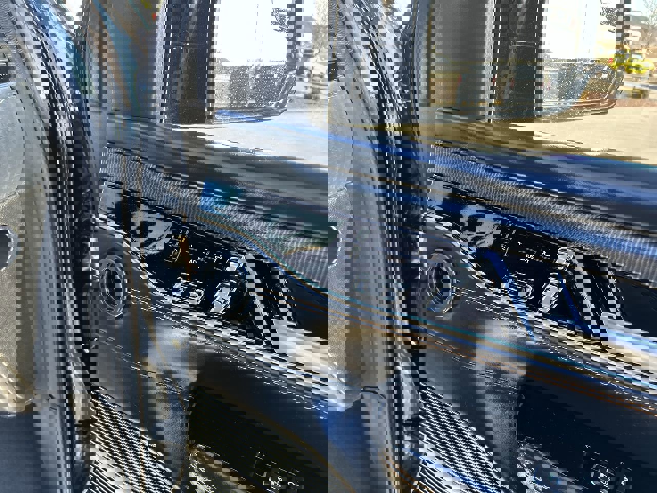 Used 2023 Jeep Grand Wagoneer L Series III w/ Rear Seat Video Group 1 image 14