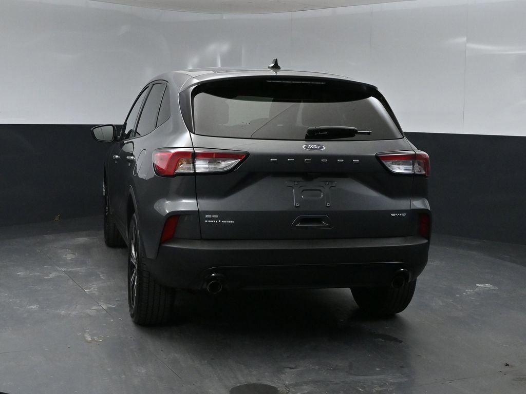Used 2022 Ford Escape SE w/ SE Sport Appearance Package AWD/4WD image 3