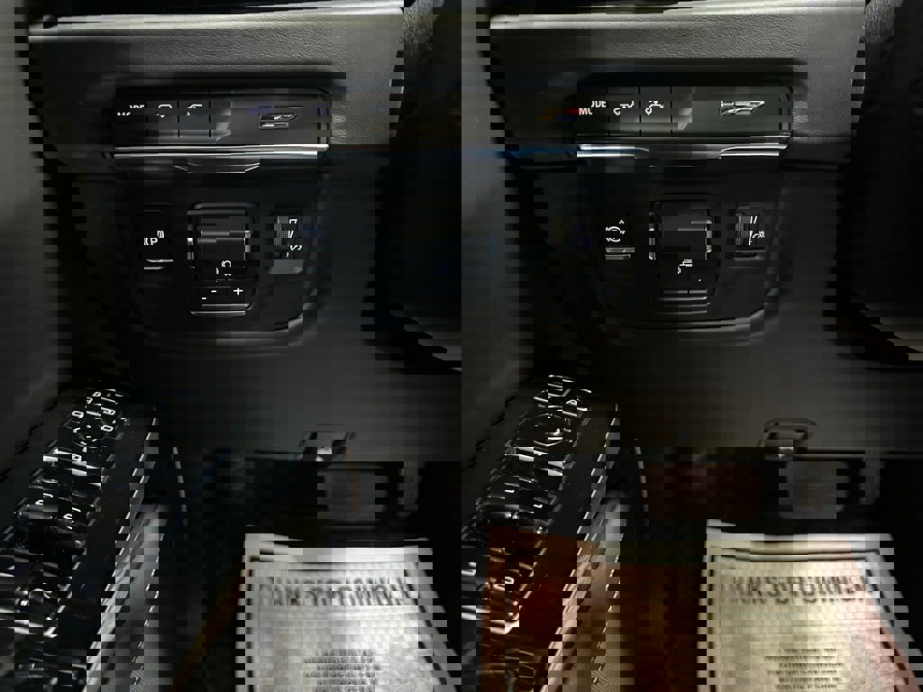 Used 2025 Cadillac Escalade V image 19