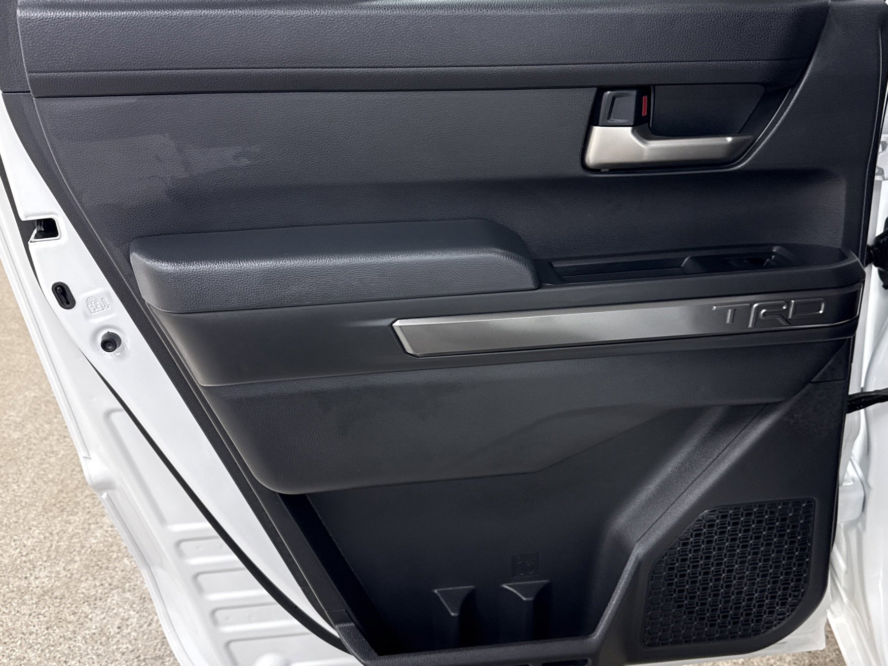 Used 2025 Toyota Tacoma SR5 image 11