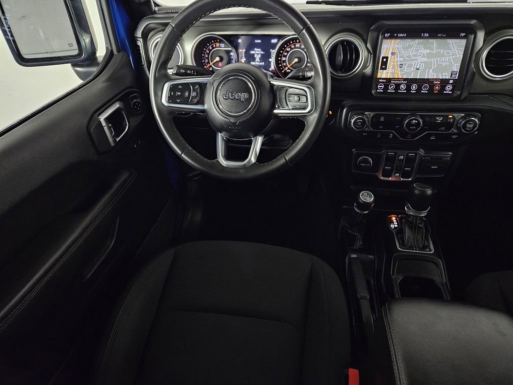 Used 2023 Jeep Gladiator Overland AWD/4WD image 8