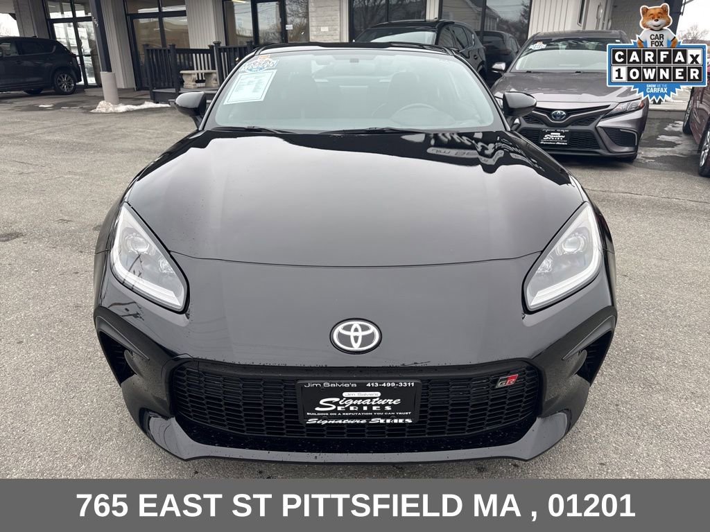 Used 2023 Toyota GR86 Premium w/ ALL Weather Mat Package (TMS) RWD image 2