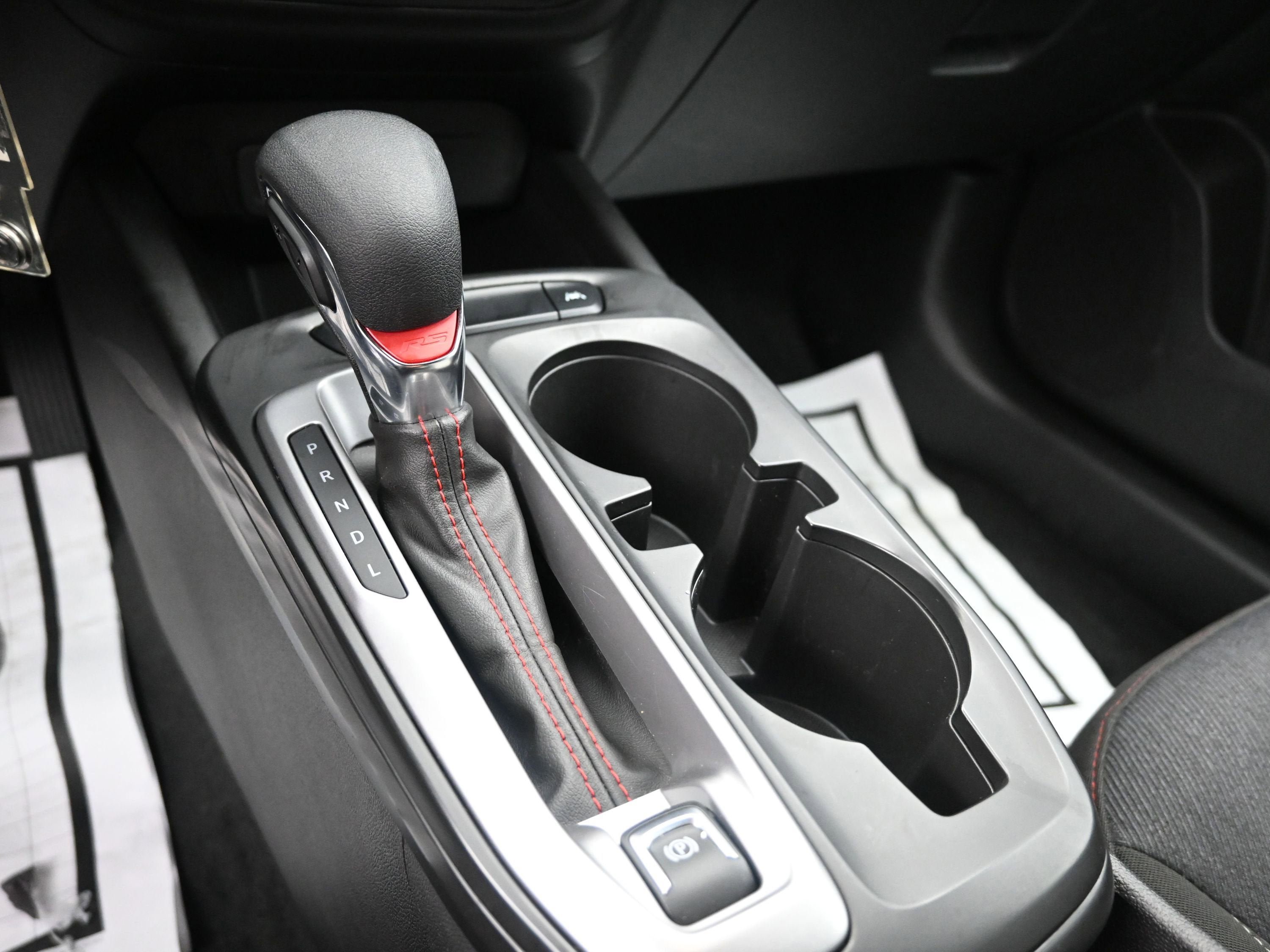 Certified 2024 Chevrolet Trax RS w/ Driver Confidence Package image 18