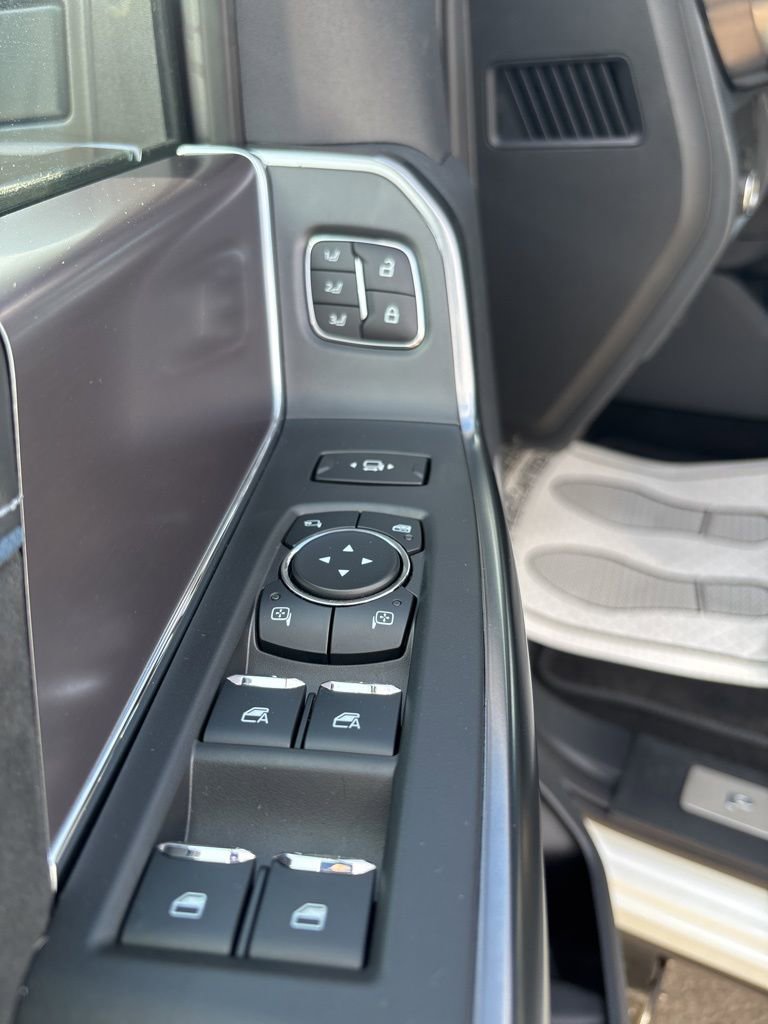 New 2026 Ford F350 Platinum image 10