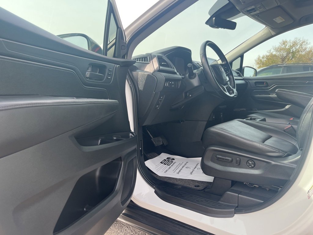 Used 2023 Honda Odyssey EX-L image 9