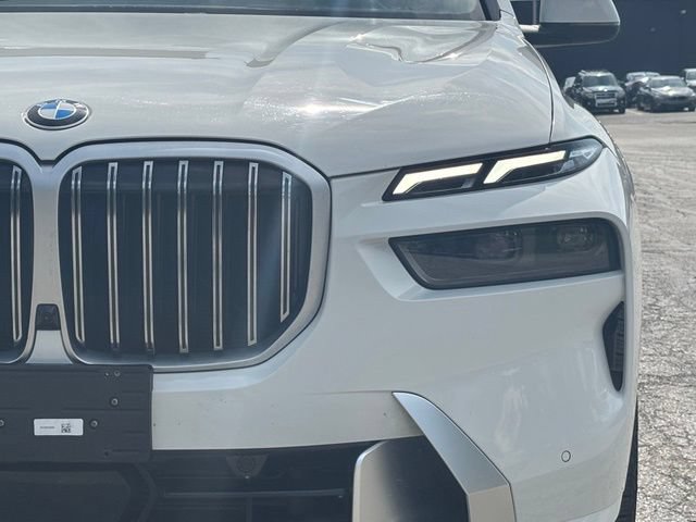Used 2026 BMW X7 xDrive40i AWD/4WD image 10