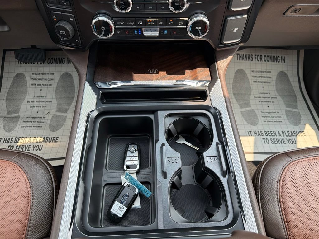New 2026 Ford F250 4x4 Crew Cab Super Duty image 30