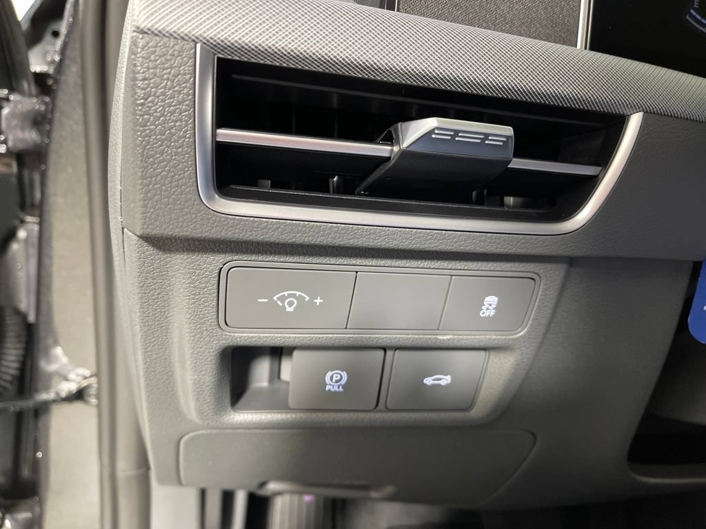 New 2026 Hyundai Sonata SEL FWD image 31