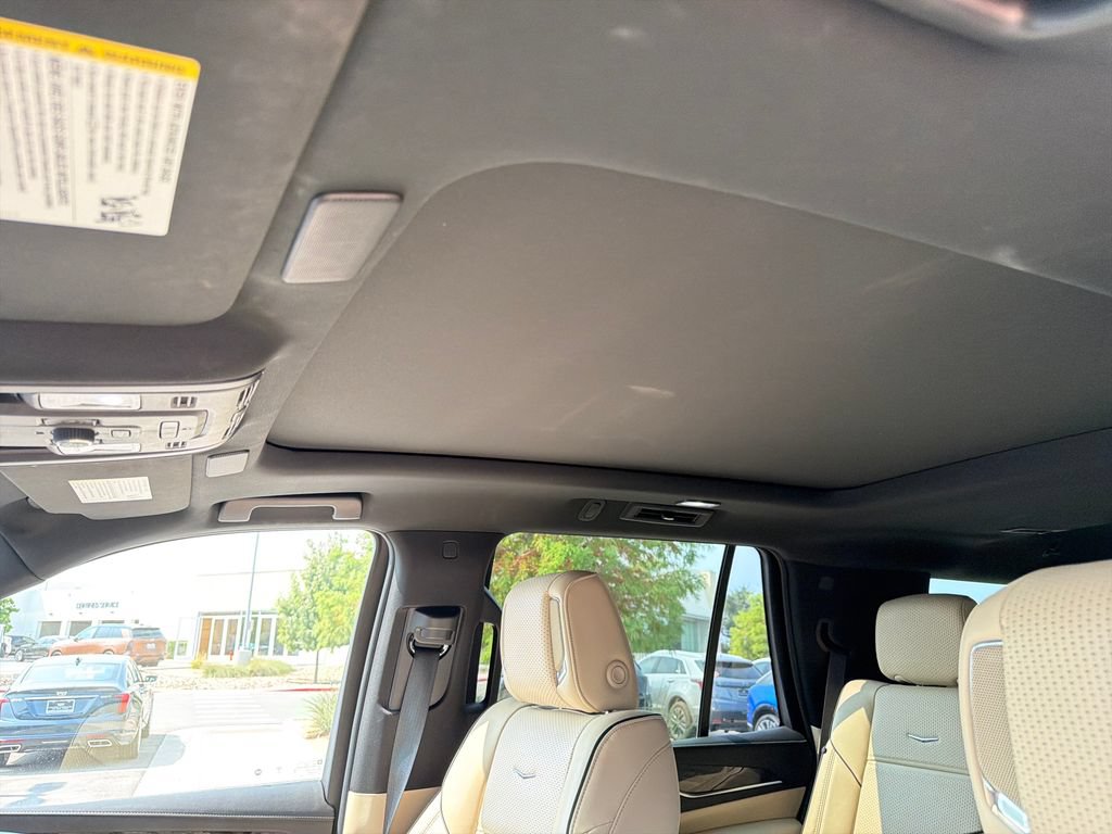 Certified 2023 Cadillac Escalade Premium Luxury AWD/4WD image 34