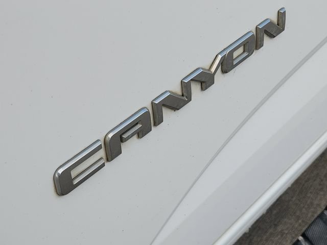 Used 2017 GMC Canyon SLE w/ SLE Convenience Package image 12