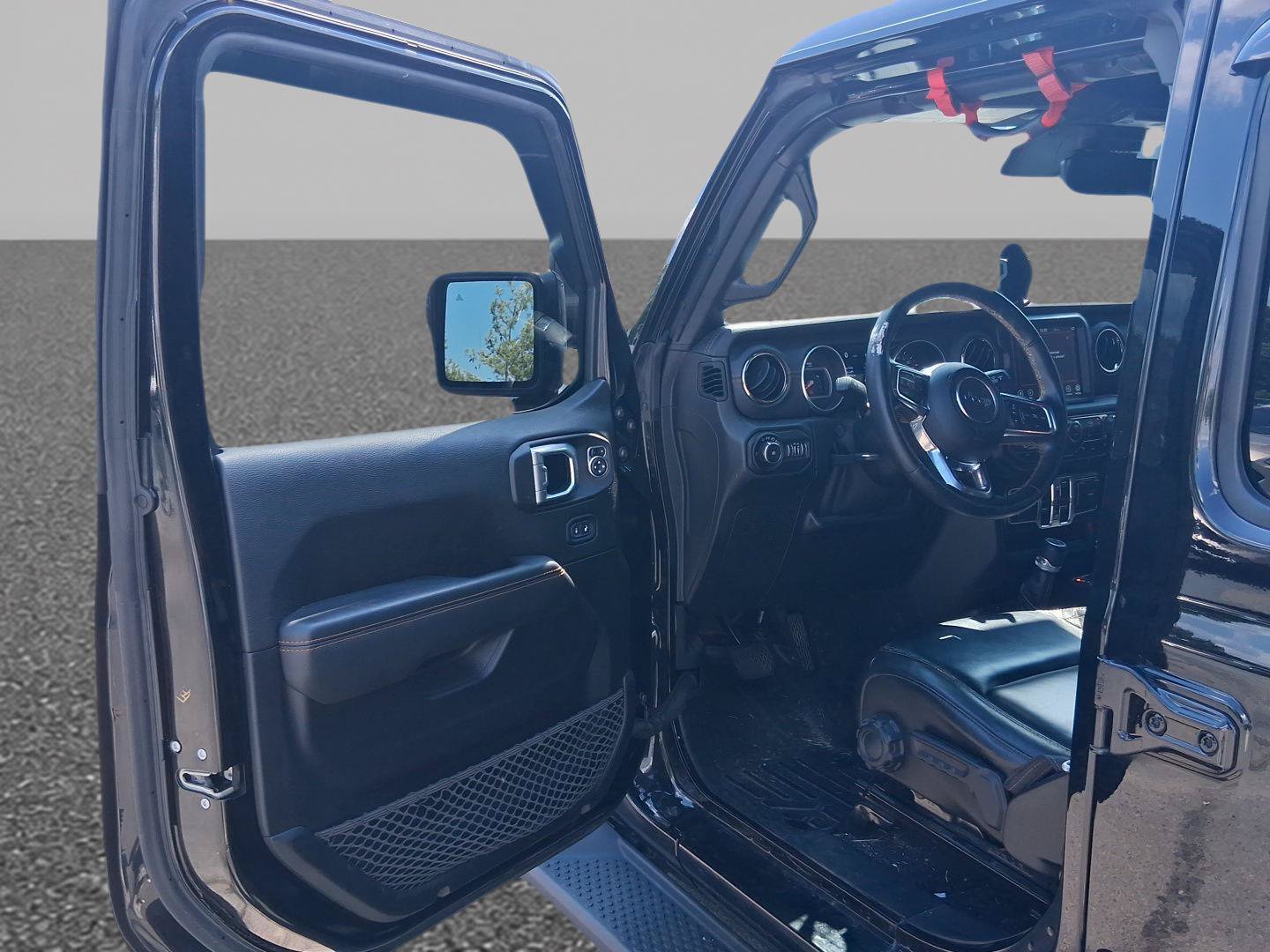 Used 2021 Jeep Wrangler Unlimited Sahara AWD/4WD image 11