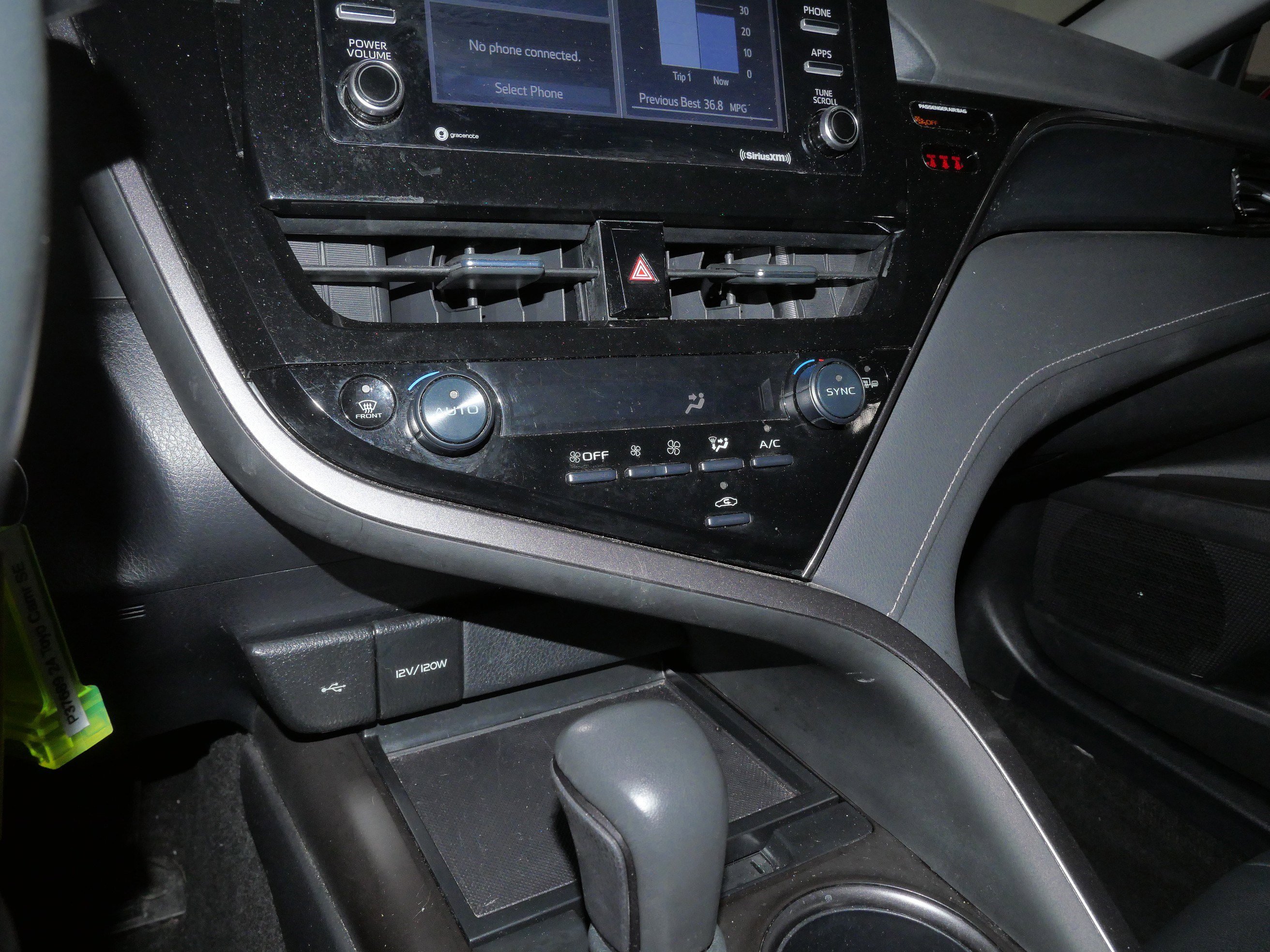 Certified 2024 Toyota Camry SE image 25