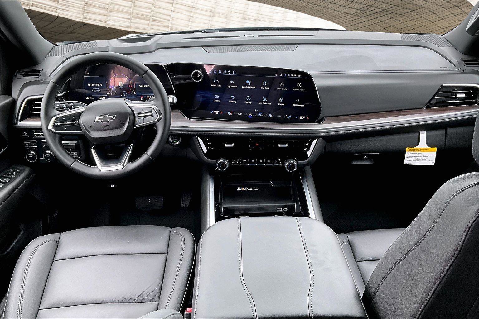 New 2026 Chevrolet Suburban Z71 w/ Comfort Package image 5