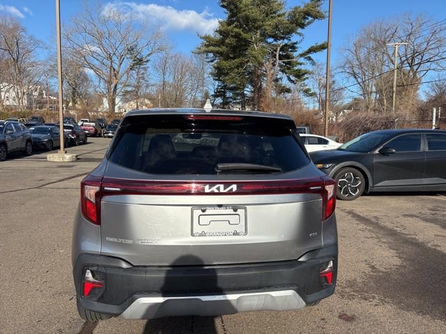 Used 2024 Kia Seltos LX image 5