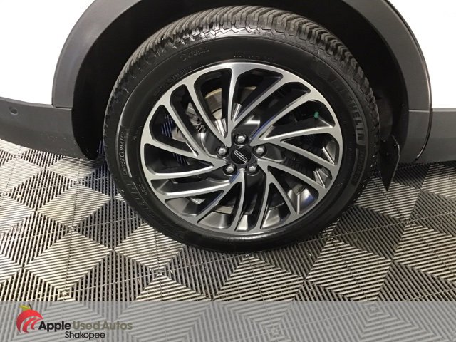 Used 2019 Lincoln Nautilus Reserve image 27