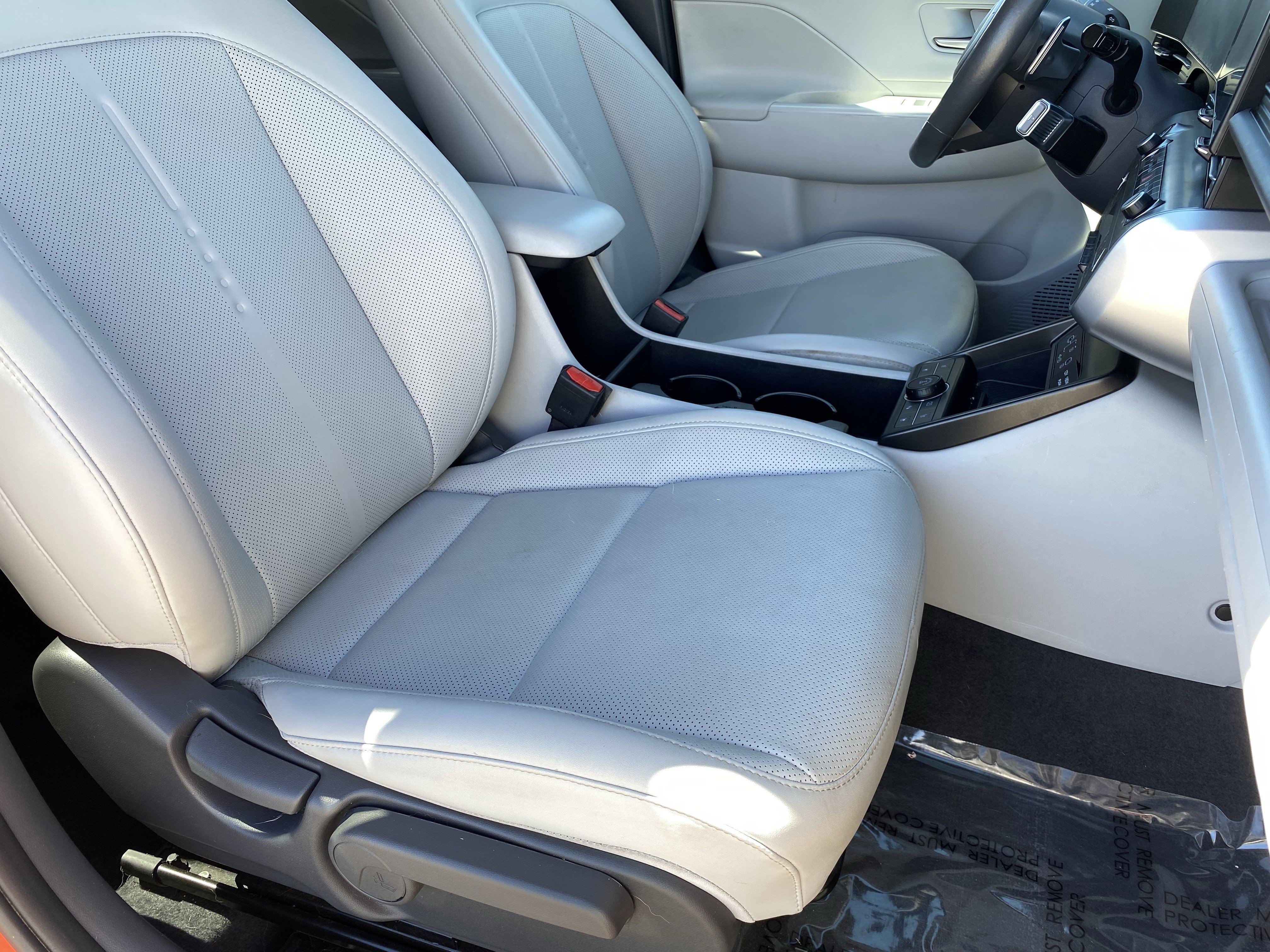 Used 2024 Hyundai Kona Limited AWD/4WD image 12