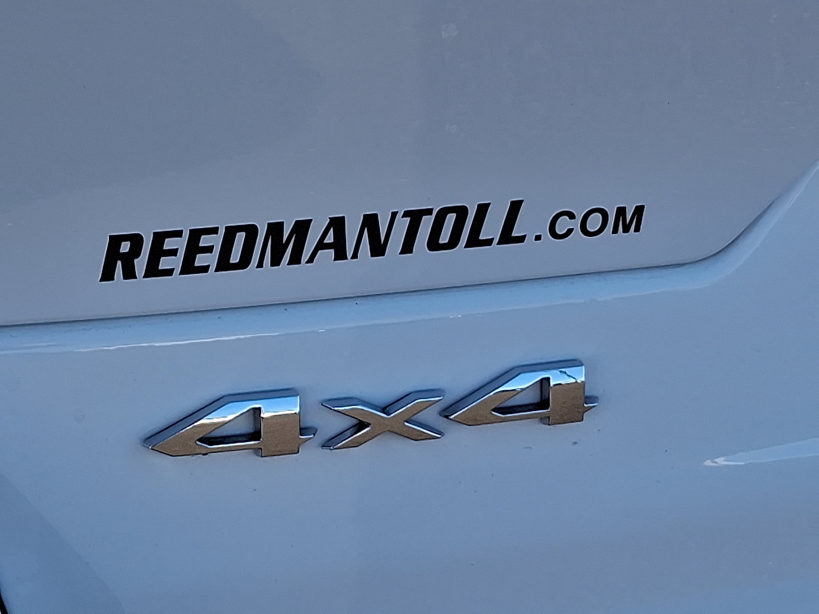 Certified 2024 Jeep Grand Cherokee Laredo image 32