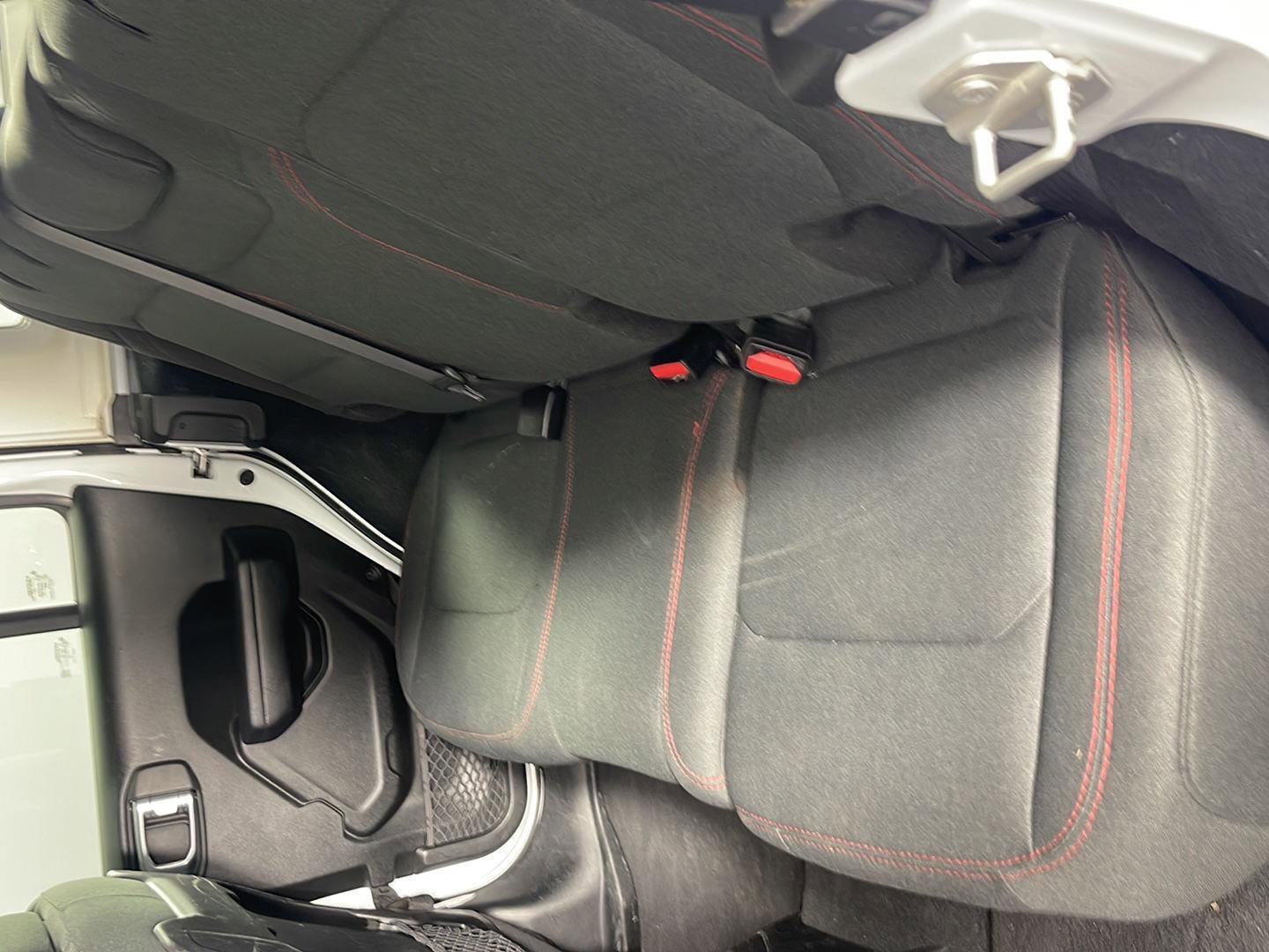 Used 2024 Jeep Wrangler Unlimited Rubicon image 12