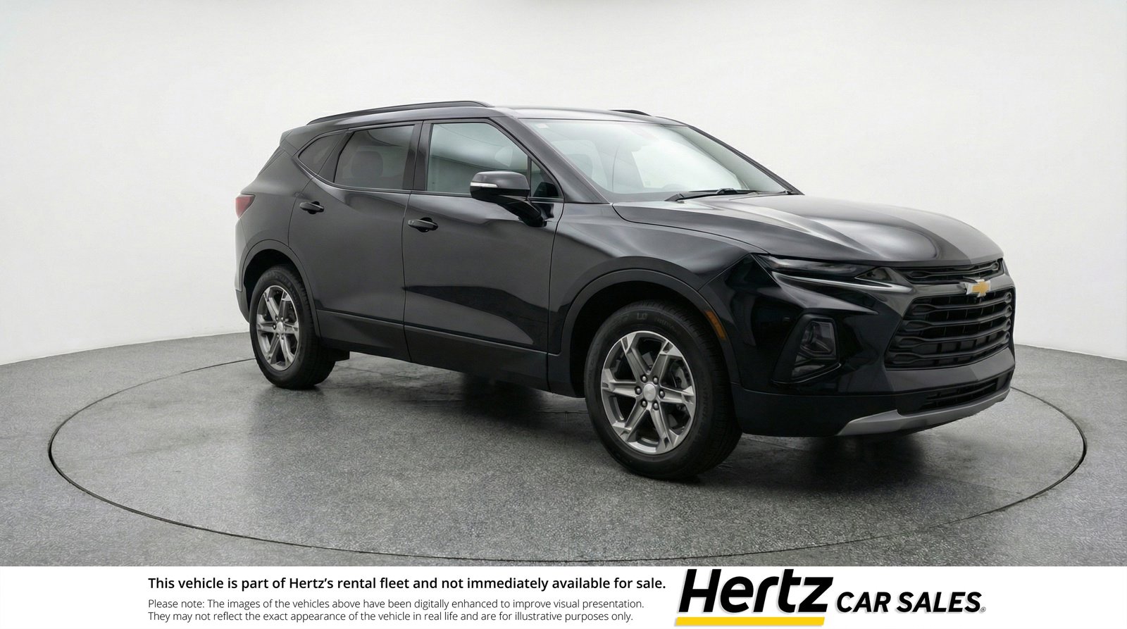 Used 2025 Chevrolet Blazer LT FWD image 1
