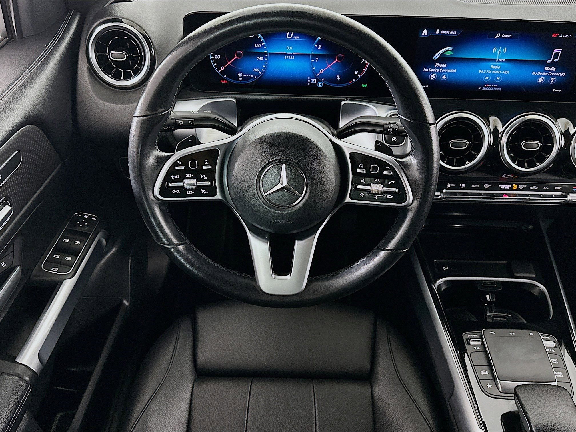 Used 2023 Mercedes-Benz GLB 250 4MATIC image 21