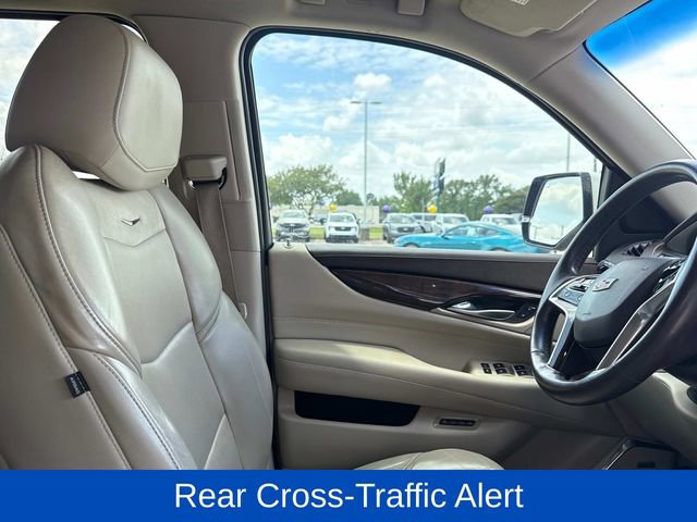 Used 2015 Cadillac Escalade ESV Luxury RWD image 18