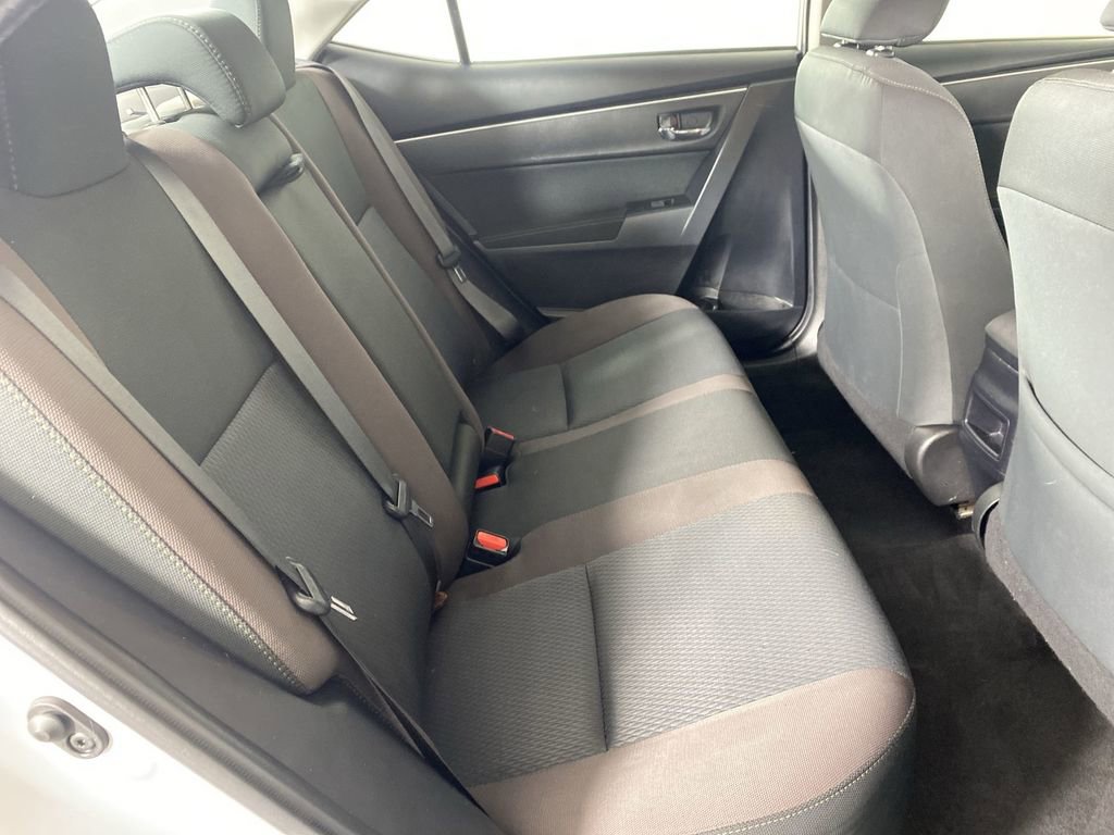 Used 2019 Toyota Corolla LE image 24