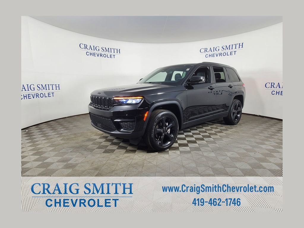 Used 2024 Jeep Grand Cherokee Altitude