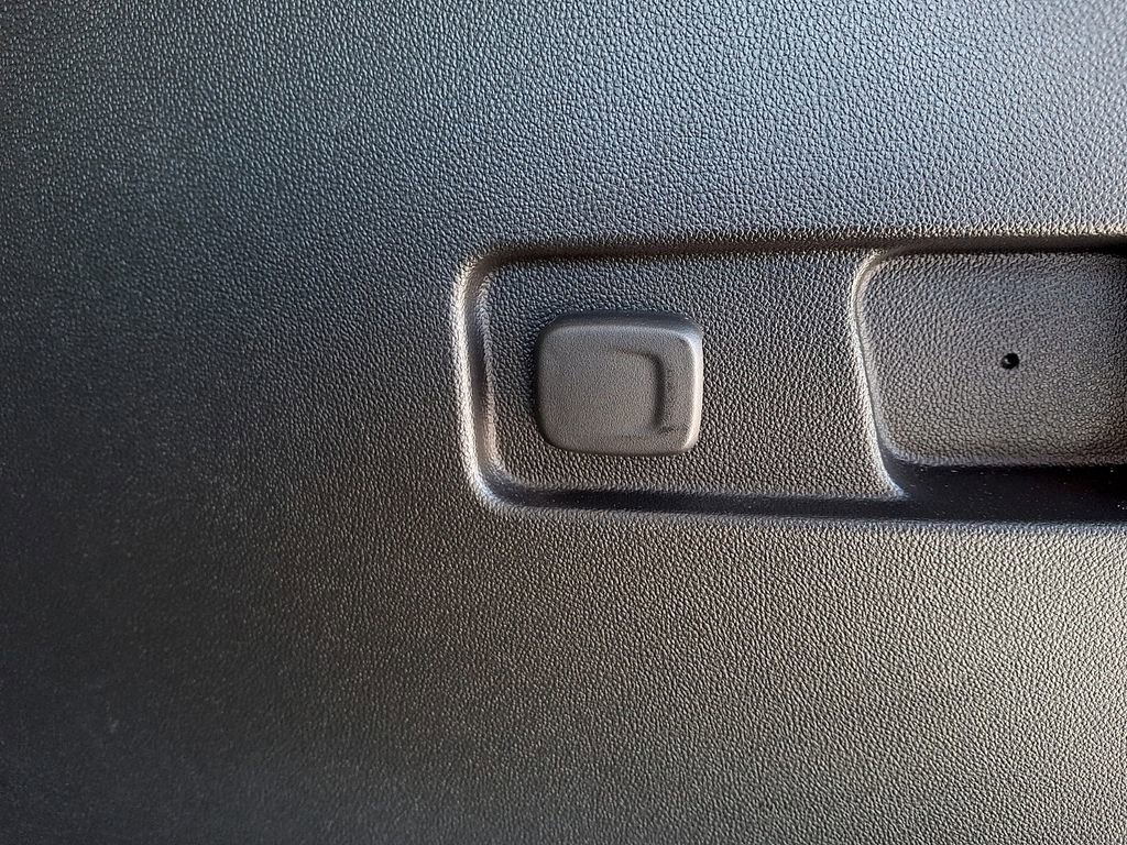 Used 2020 GMC Acadia Denali w/ Trailering Package image 31