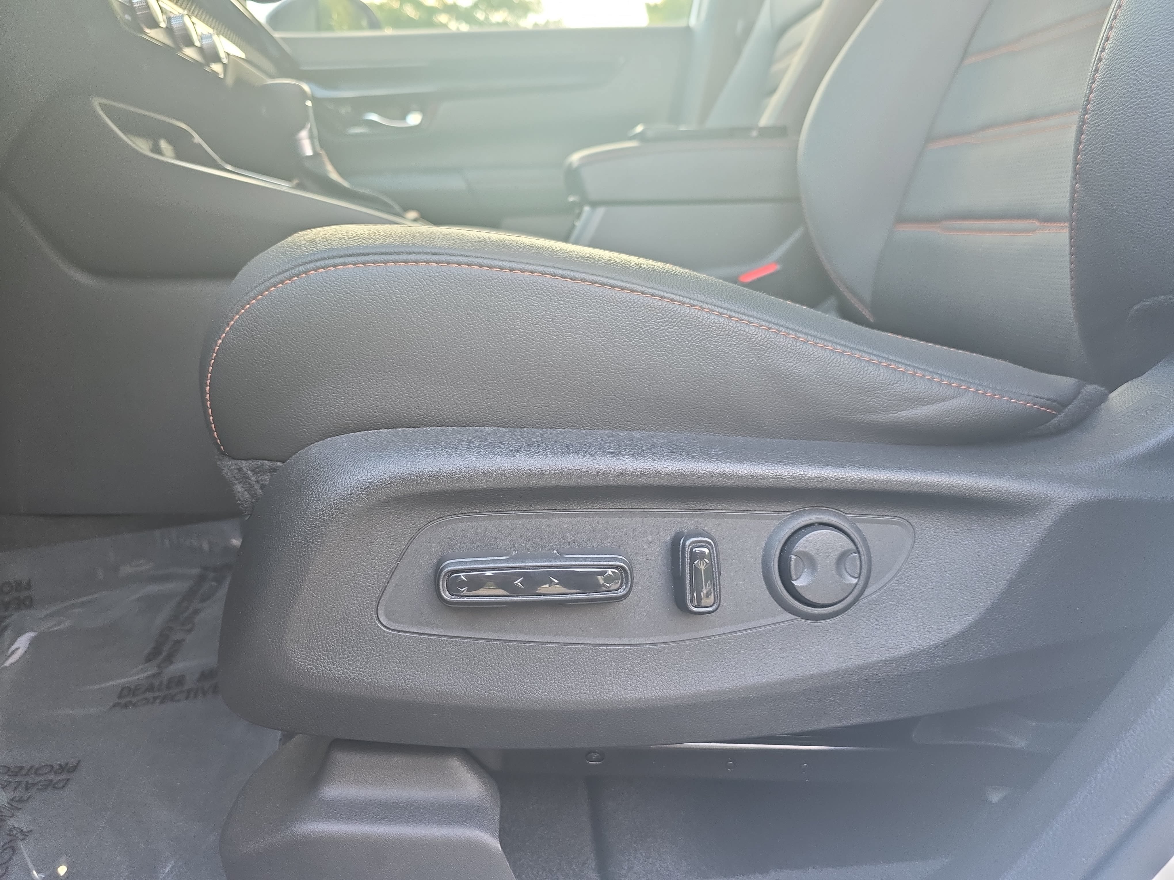 Used 2026 Honda CR-V Sport Touring image 28